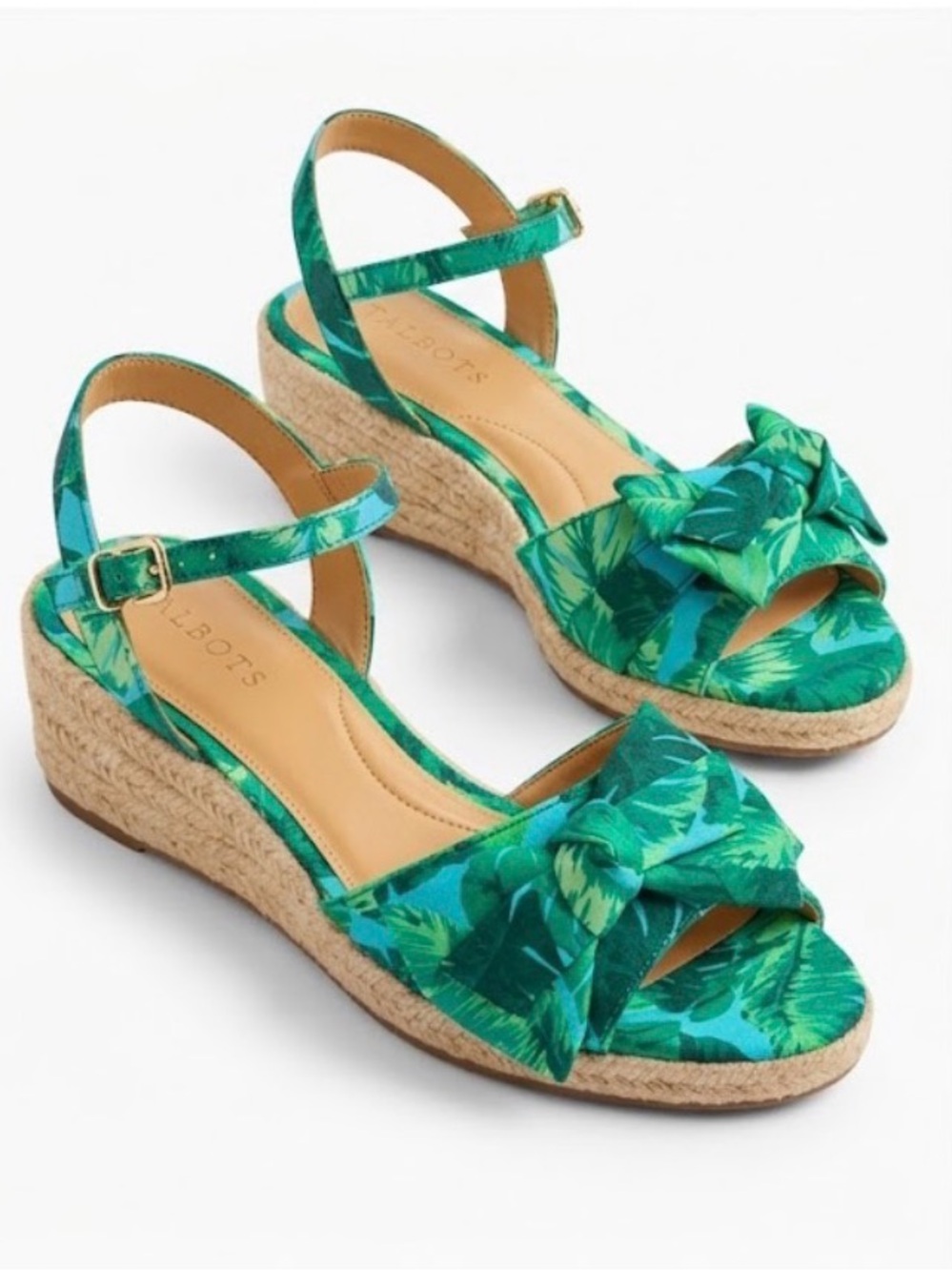 BNWT Talbots Green Leaf-Print Wedge Sandals with Bow. Size 6
